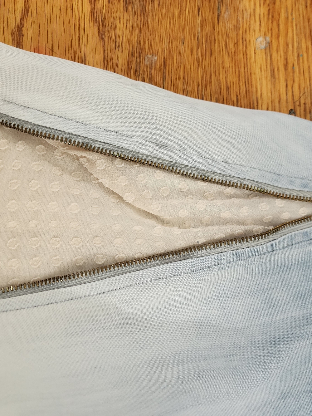 HOLDING HORSES Light Blue Ombre Boyfriend Denim Top - Picture 6 of 8